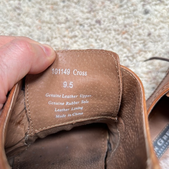 Men’s Aston Grey collection 9.5 shoes 👞. - Picture 6 of 9